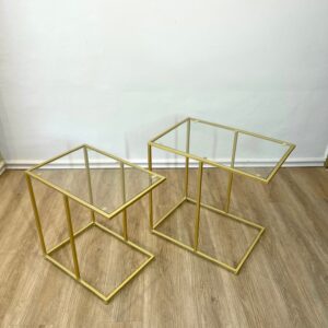 Mesa auxiliar frame dorada