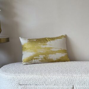 Cojín decorativo abstracto dorado