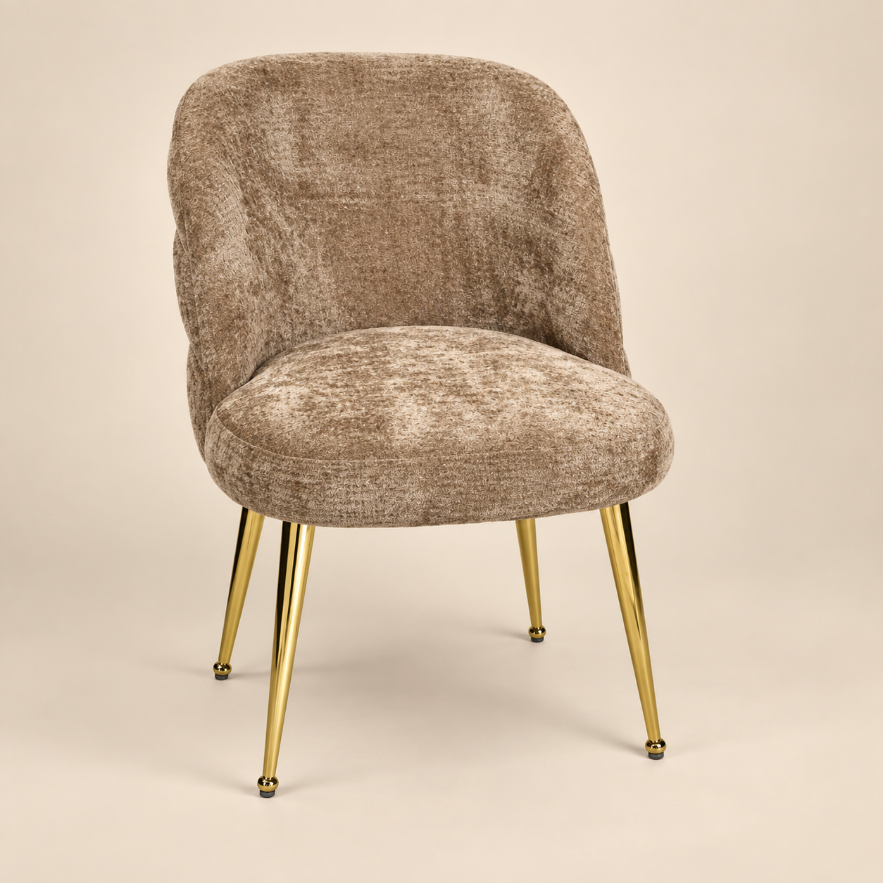 Silla — Chaise Velours Sable sobre fondo beige