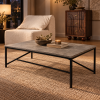 Table Forgée con muebles complementarios