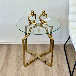 Mesa auxiliar cristal dorado.