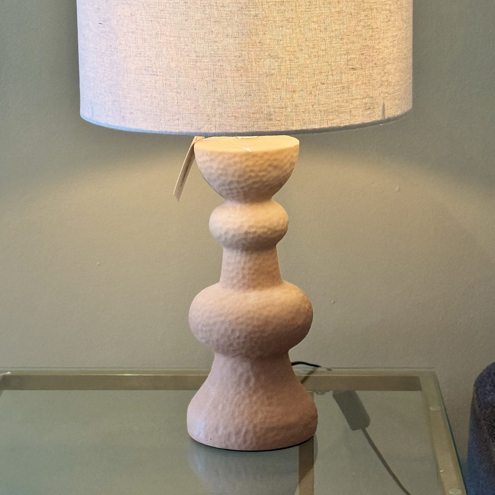 Lámpara texturizada beige — vista 2