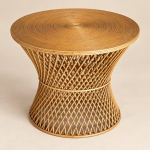 Mesa de bambú — Table Diabolo sobre fondo beige limpio