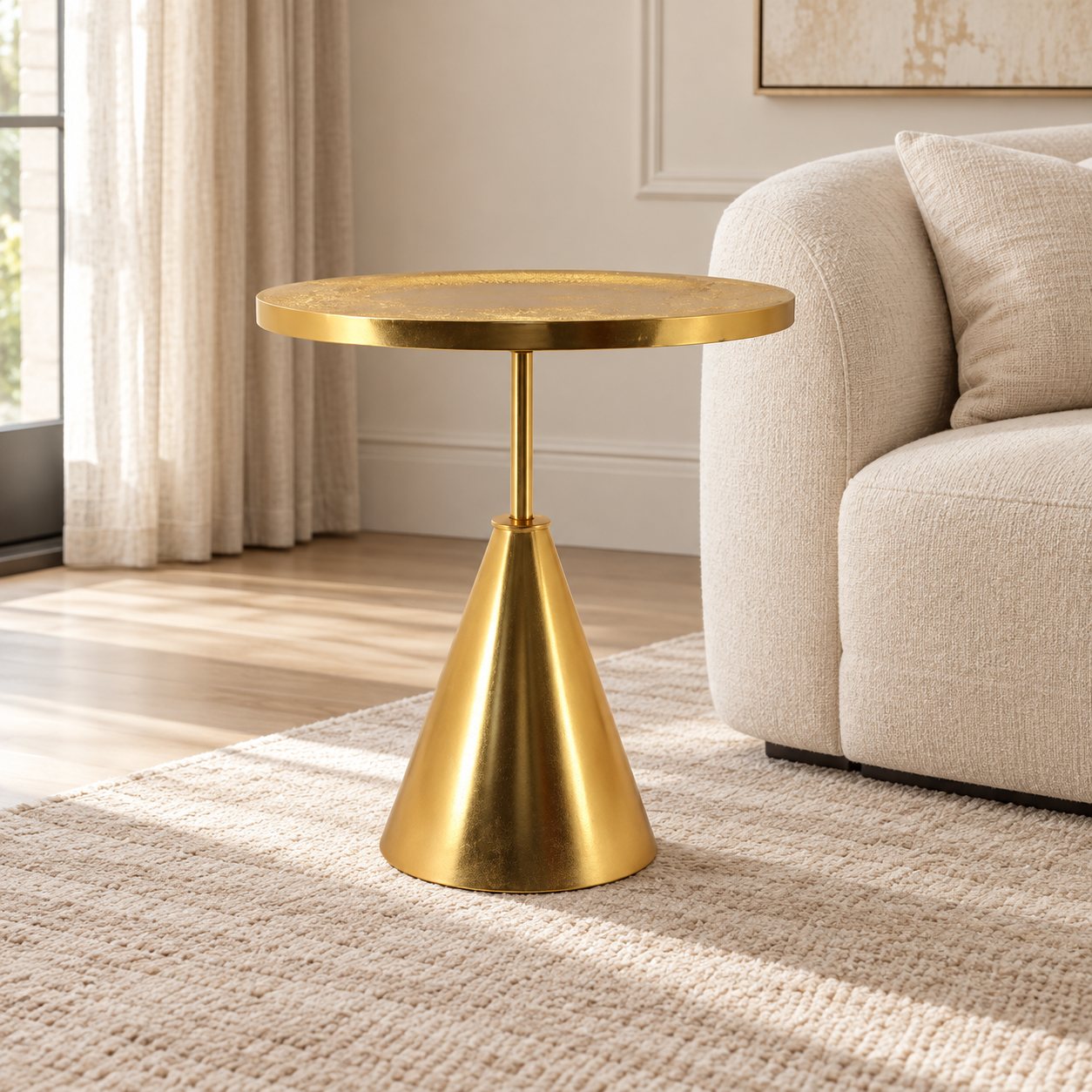 Mesa auxiliar dorada — Table Toupie, vista en ambiente