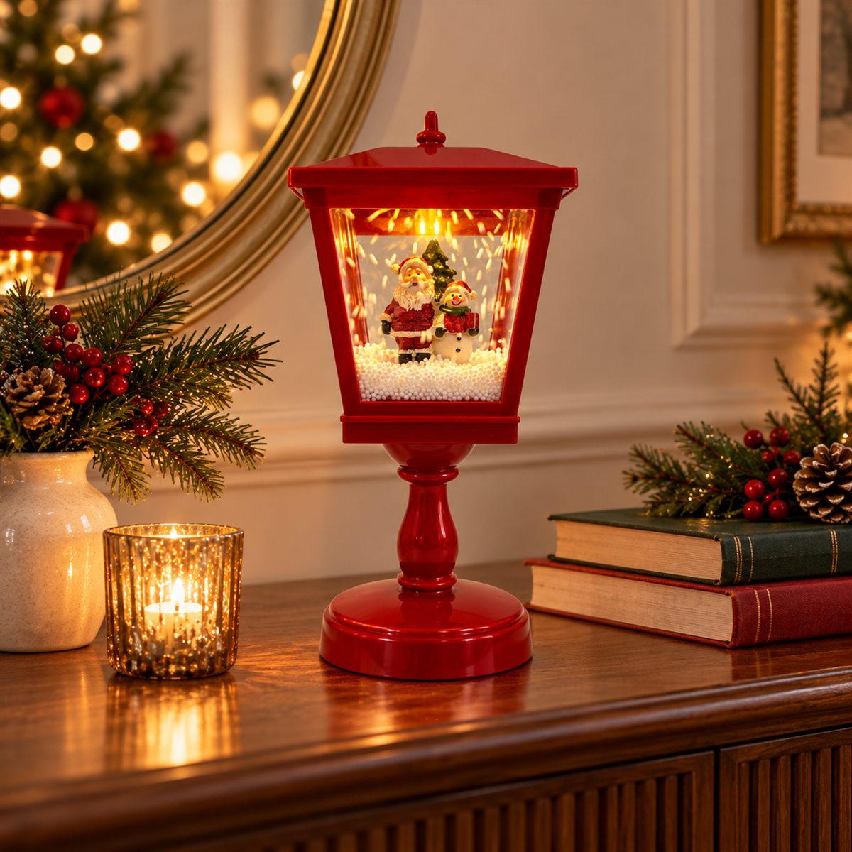 Linterna roja Réverbère Cardinal en decoración navideña